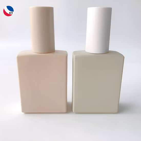 Flacone per profumo spray da 50 ml Flacone quadrato per lozione in vetro Confezione cosmetica per la cura della pelle con tappo a pompa